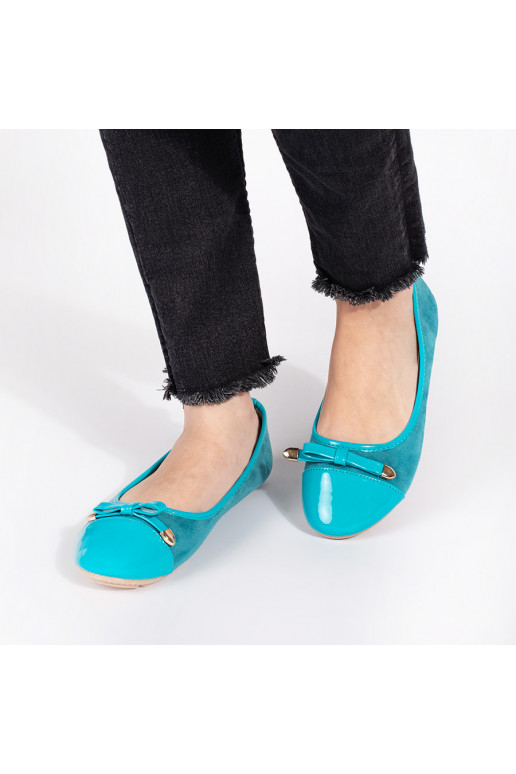 mėlynos spalvos  balerinos z lakierowanym noskiem