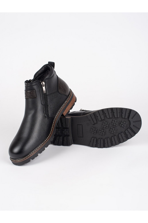 Juodos spalvos su pašiltinimu  