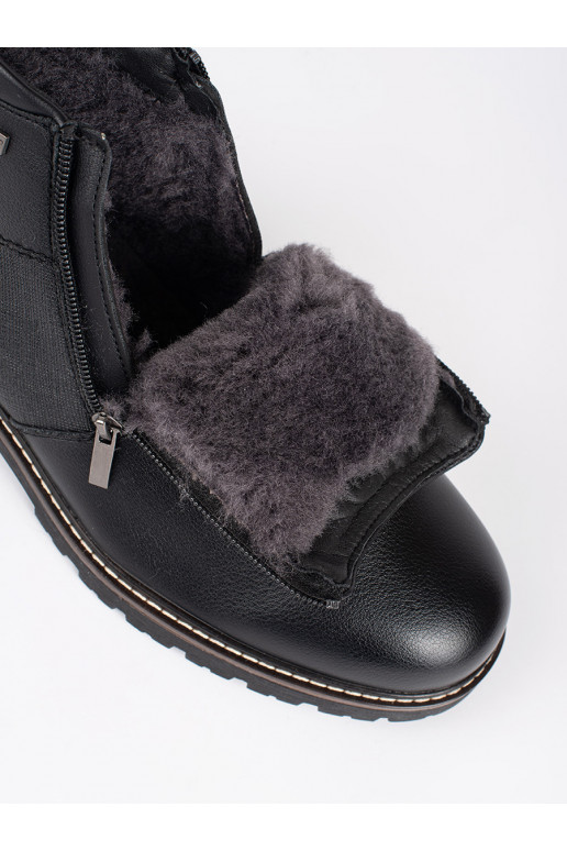 Juodos spalvos su pašiltinimu  