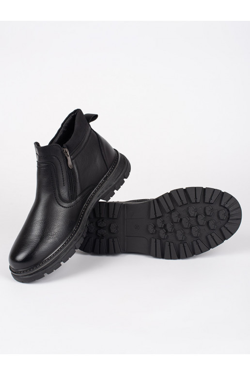 Juodos spalvos  batai  su pašiltinimu