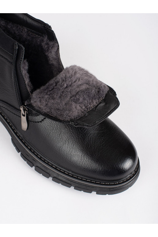 Juodos spalvos  batai  su pašiltinimu