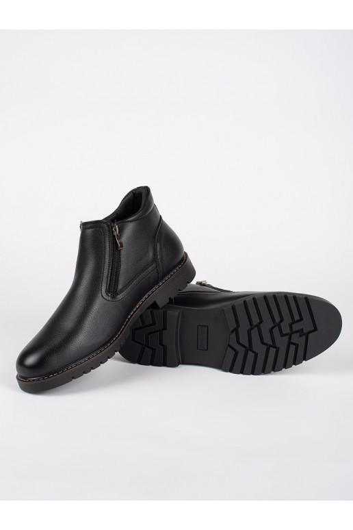 Juodos spalvos  batai  su pašiltinimu