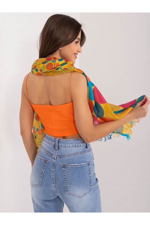 Skara su raštais geltonos spalvos Skara su raštais geltonos spalvos