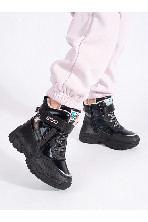 Juodos spalvos trzewiki  su masyviu kulnu