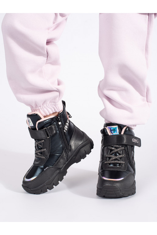 Juodos spalvos trzewiki  su masyviu kulnu