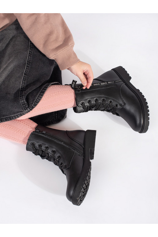 Juodos spalvos su raištukais batai 