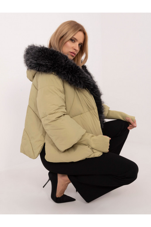 Striukė alyvuogių spalvos