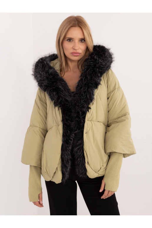 Striukė alyvuogių spalvos