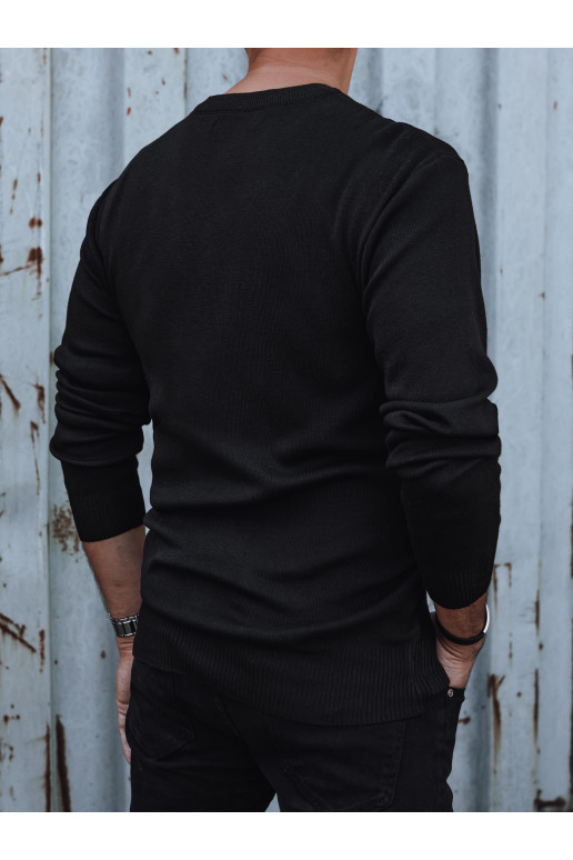 Vyriškas juodas megztinis Vyriškas juodas megztinis