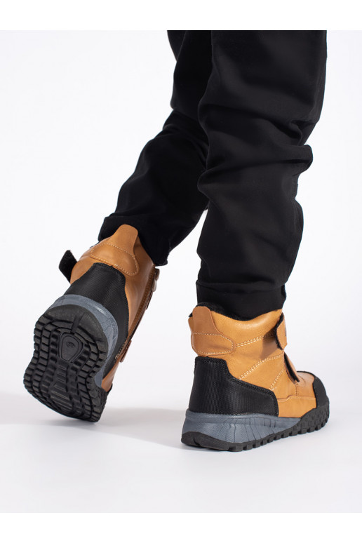 pašiltinti  trzewiki y