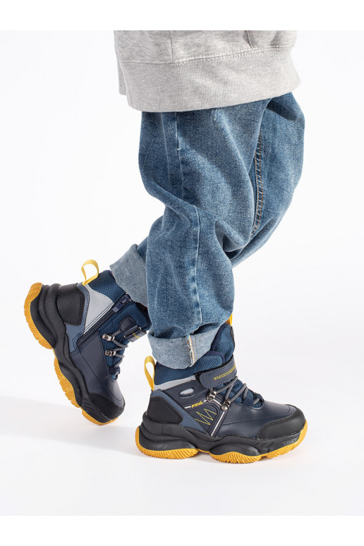  su pašiltinimu trzewiki 