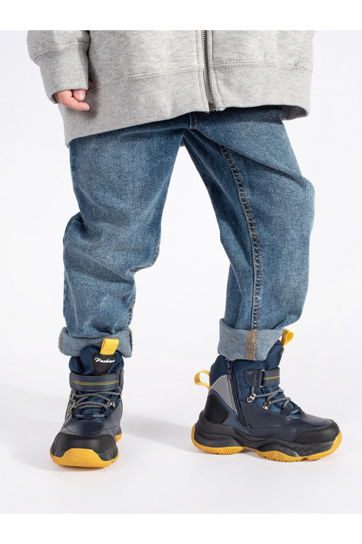  su pašiltinimu trzewiki 