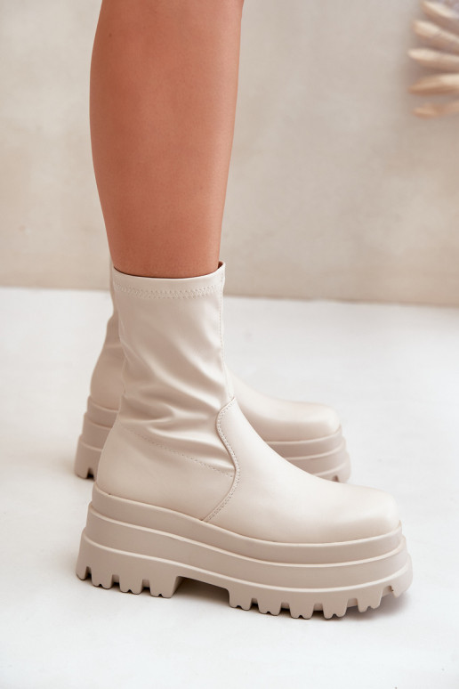 Aulinukai su platforma dramblio kaulo spalvos Florinara