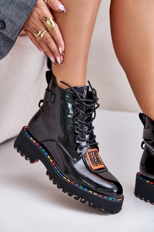 Lakuoti pašiltinti aulinukai juodos... Lakuoti pašiltinti aulinukai juodos...