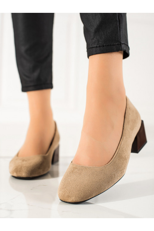 Kasdieniško stiliaus aukštakulniai Sergio Leone