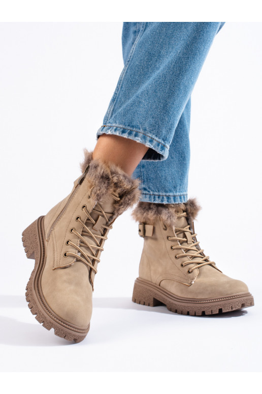  Aulinukai su kailiuku 