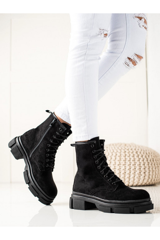 zomšiniai juodos spalvos aulinukai