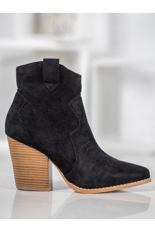 Kaubojiško stiliaus aulinukai su kulniukais