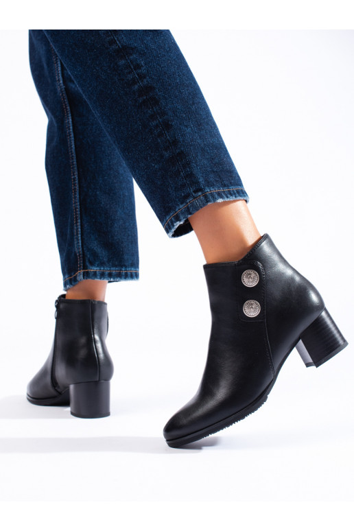  juodos spalvos moteriški batai ant kulno