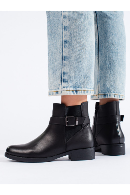 Juodos spalvos  batai z elastyczną wstawką