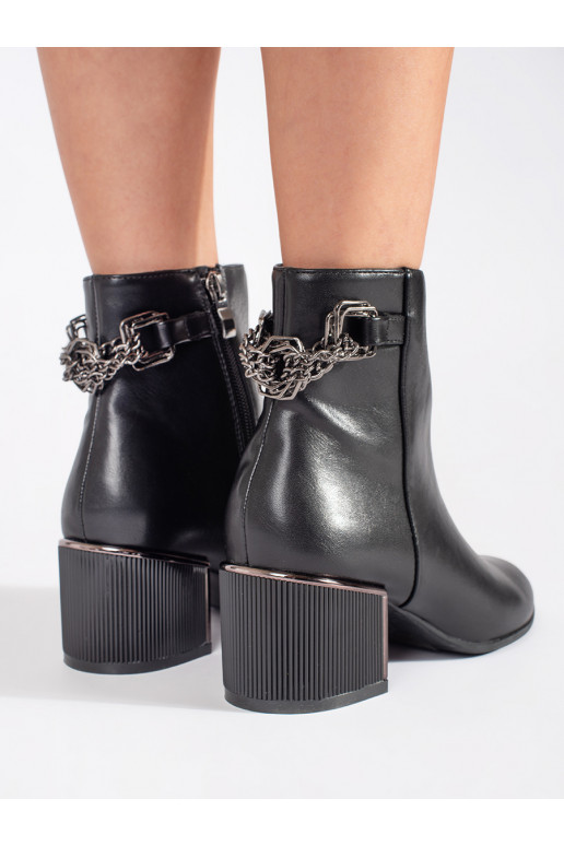 Juodos spalvos moteriški batai 