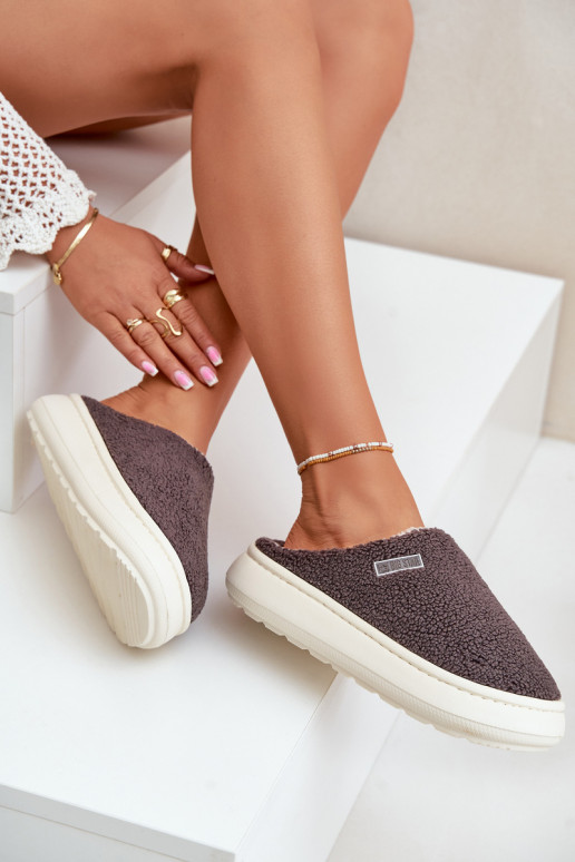 Šiltintos šlepetės su storu padu Big... Šiltintos šlepetės su storu padu Big...