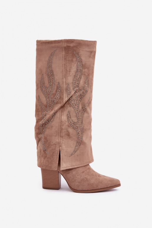 Dekoruotos ilgaauliai batai Z Wywiniętą Cholewką su kulniukais smėlio spalvos Ivilta