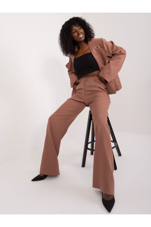 Kelnės rudos spalvos