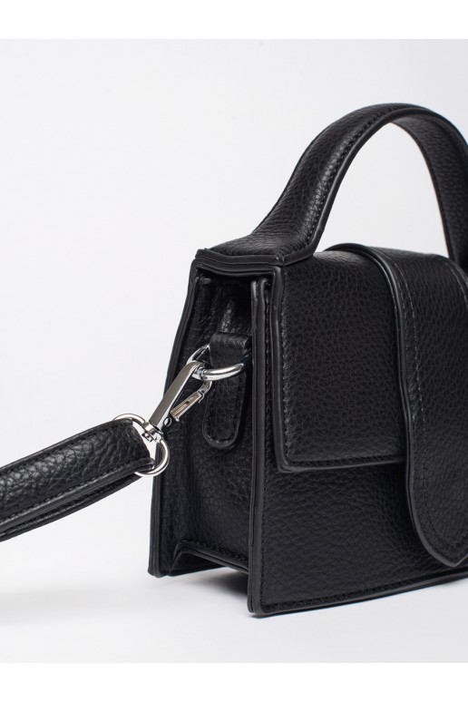 juoda rankinė z rączką