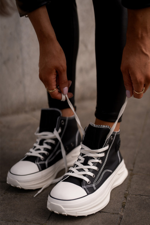 Moteriški sneakers batai su madingais... Moteriški sneakers batai su madingais...