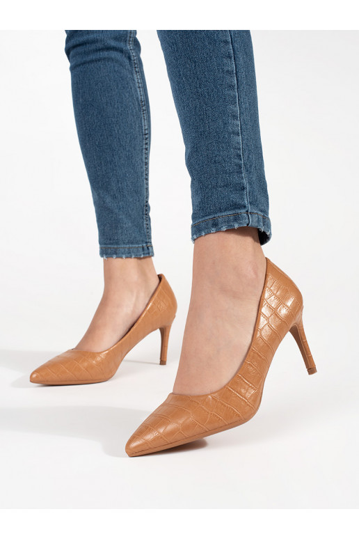 smėlio spalvos aukštakulniai su plonu kulniuku