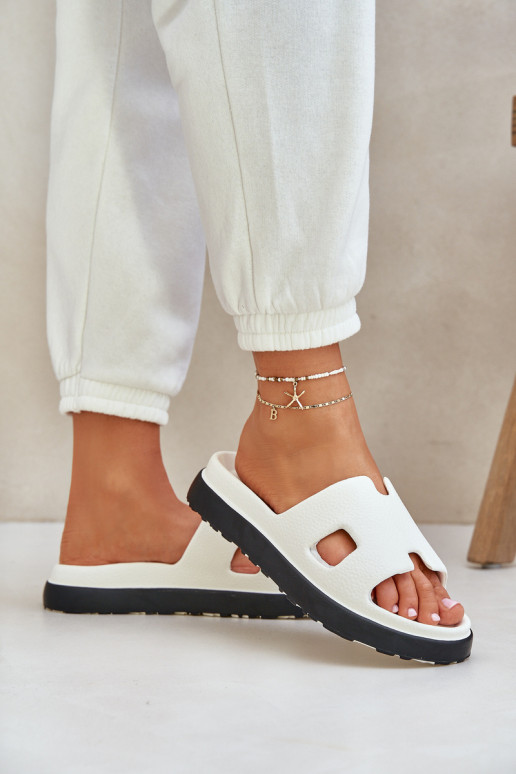  Šlepetės baltos spalvos Neladith