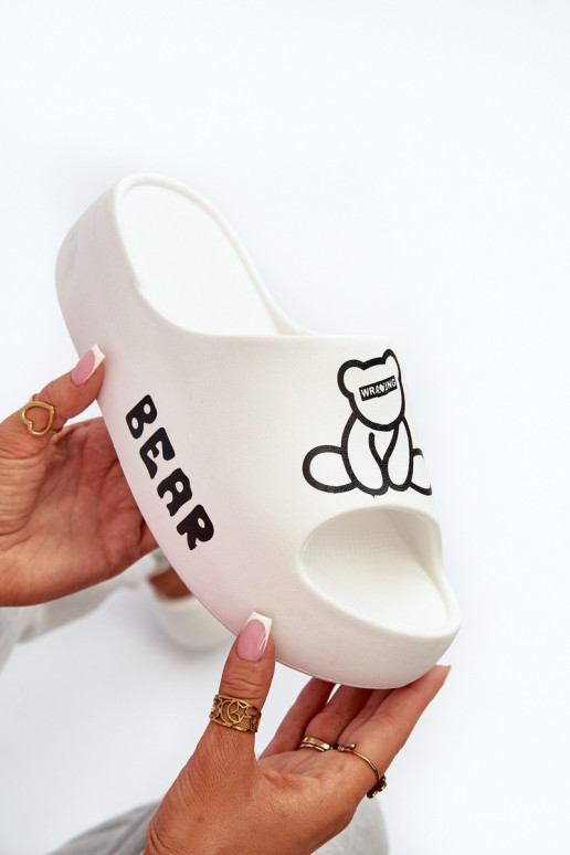  Moteriškos šlepetės su madingais masyviais padais  baltos spalvos Lamira