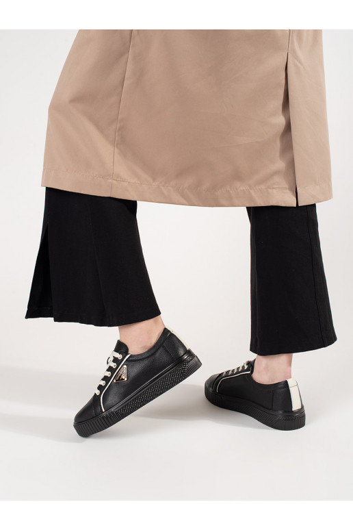   juodos spalvos  modelio batai su masyviu kulnu