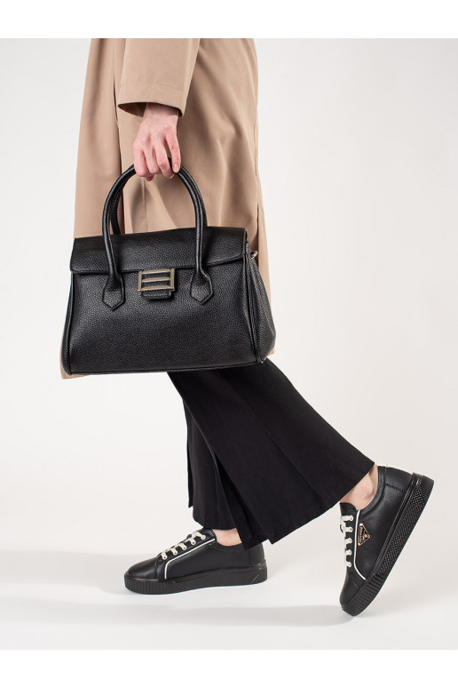   juodos spalvos  modelio batai su masyviu kulnu