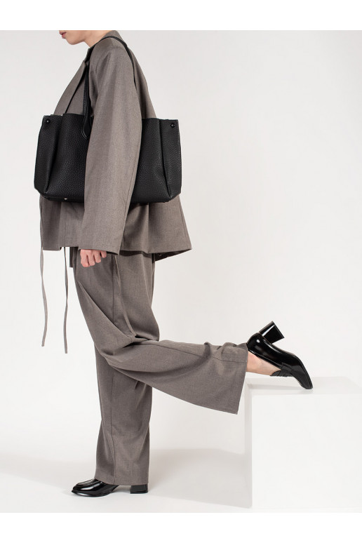 Juodos spalvos pusbačiai 