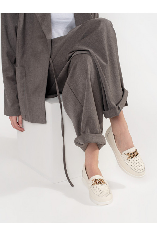    mokasinai su grandinėle su platforma