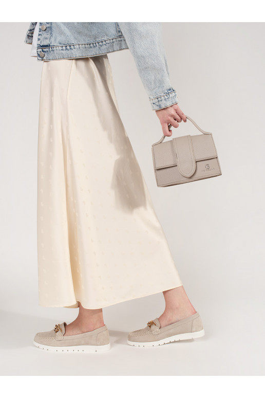    mokasinai su grandinėle su platforma