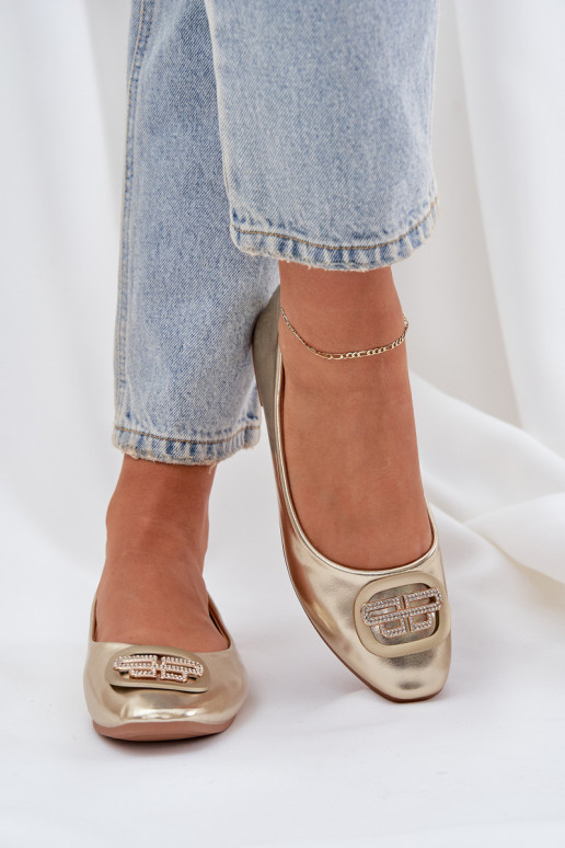 Balerinos  su ornamentais aukso spalvos Ainoria