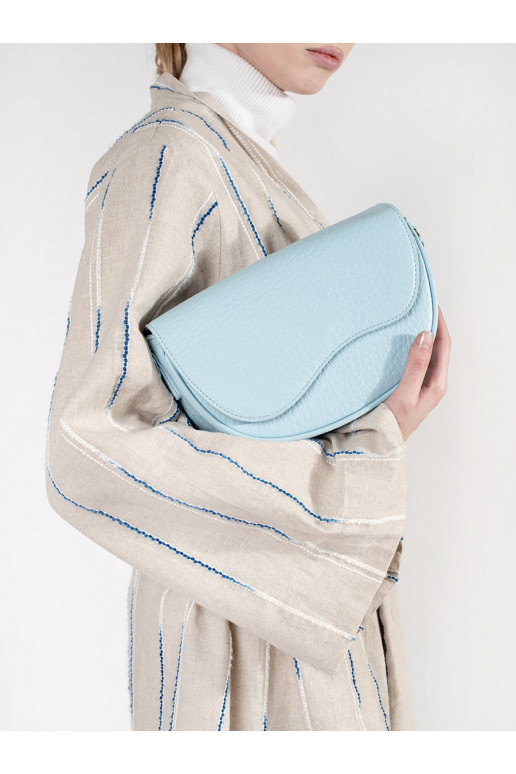 Mėlyna rankinė typu nerka