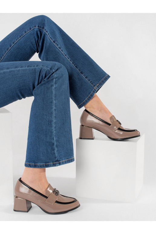 Stilingi pusbačiai kolorze taupe