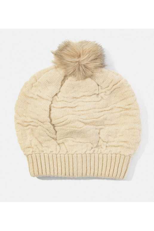 Smėlio spalvos moteriška kepurė su... Smėlio spalvos moteriška kepurė su...