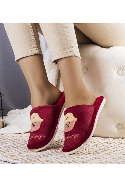 Raudonos minkštos šlepetės Dialings