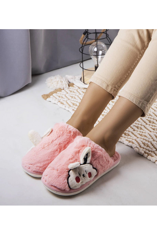 Rožinės minkštos puskiškio šlepetės