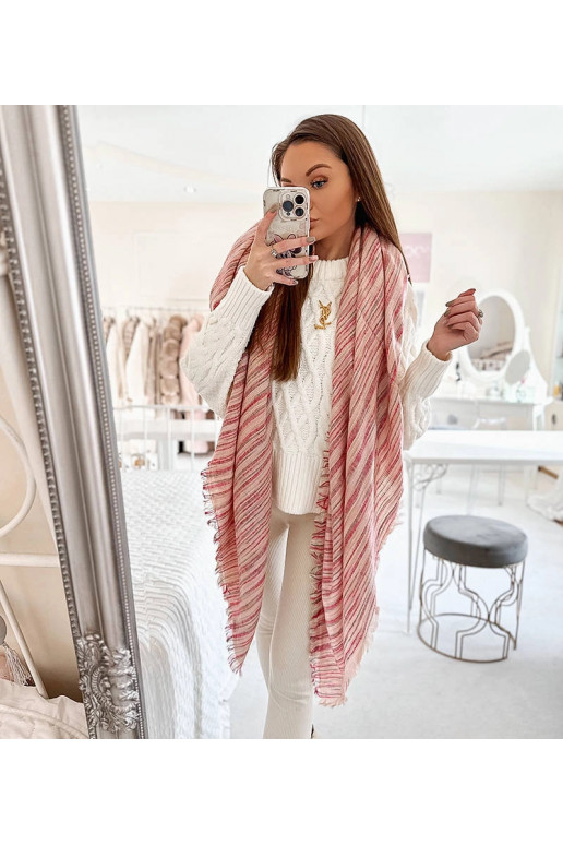 Nyomi rožinė skara