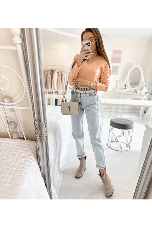 Rožinė palaidinė su V formos iškirpte... Rožinė palaidinė su V formos iškirpte...