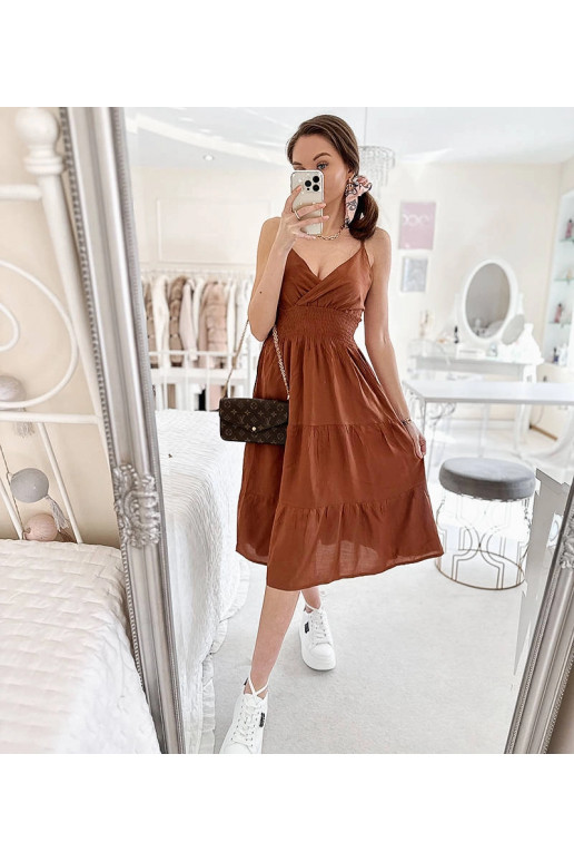 Ruda platėjanti suknelė Yvon Ruda platėjanti suknelė Yvon