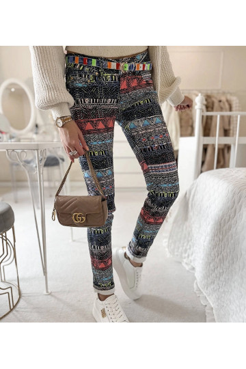 Moteriškos kelių spalvų...