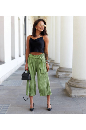 Šviesiai žalios plačios...