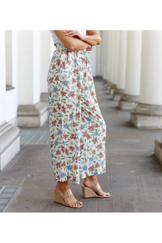 Baltos gėlėtos plačios kelnės Vertemate Baltos gėlėtos plačios kelnės Vertemate